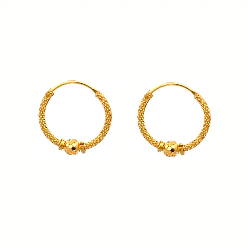 Everyday Glamour Gold Hoop Earrings - Diameter 15 mm