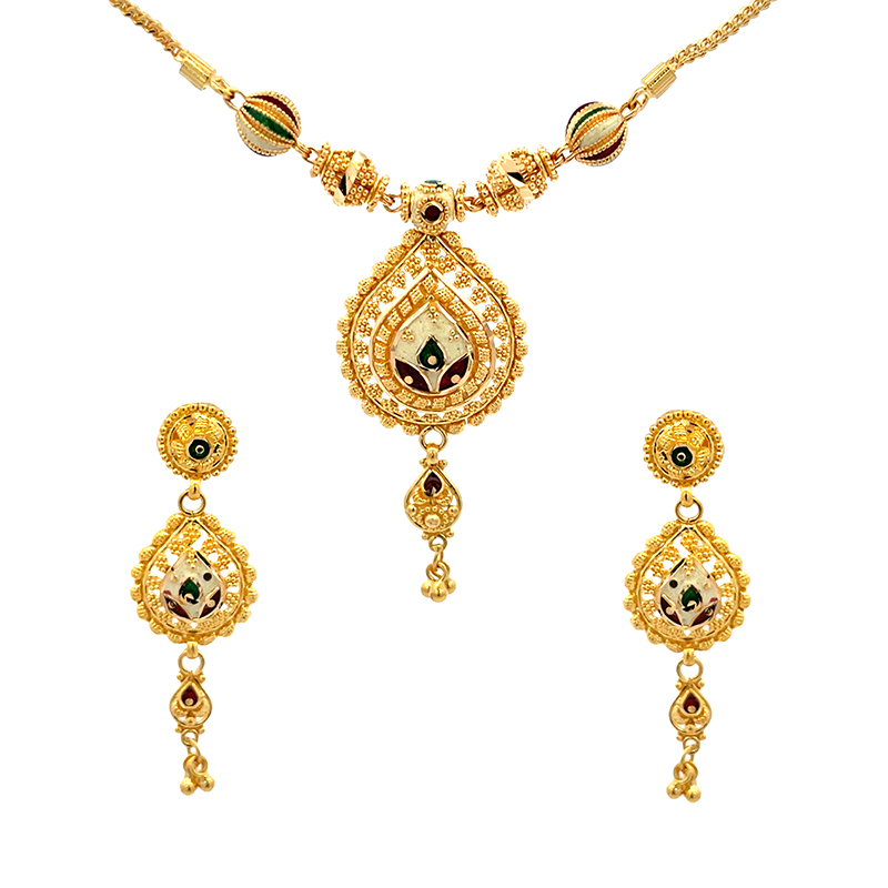 22k Yellow Gold Necklace and earrings Set