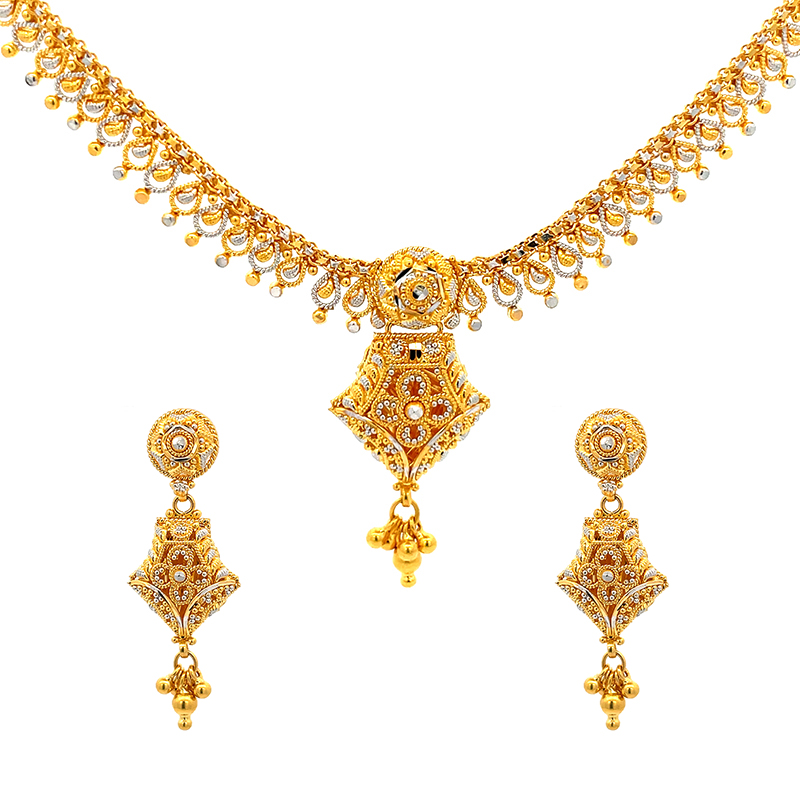 22k Yellow Gold Necklace and earrings Set