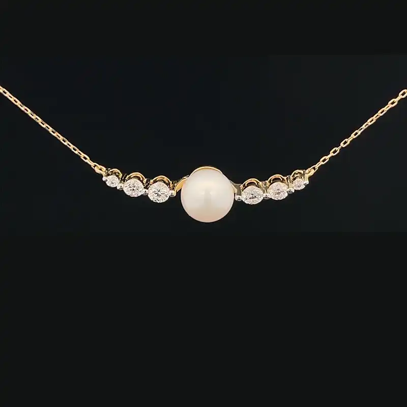 18K Gold Diamond Pearl Pendant Set