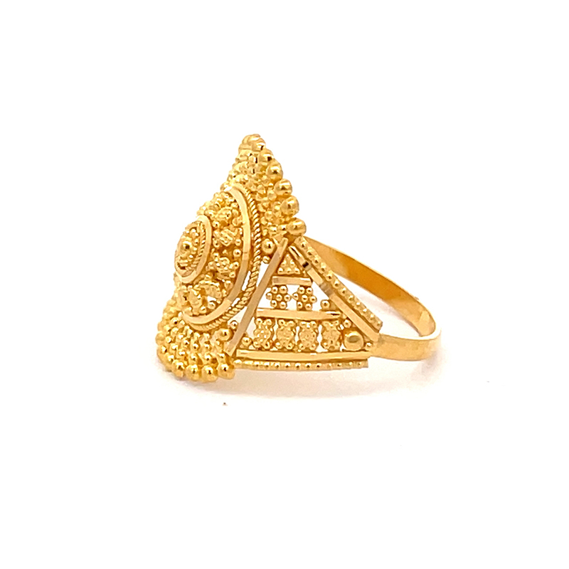 22 Karat Yellow Gold Ladies Fashion Ring