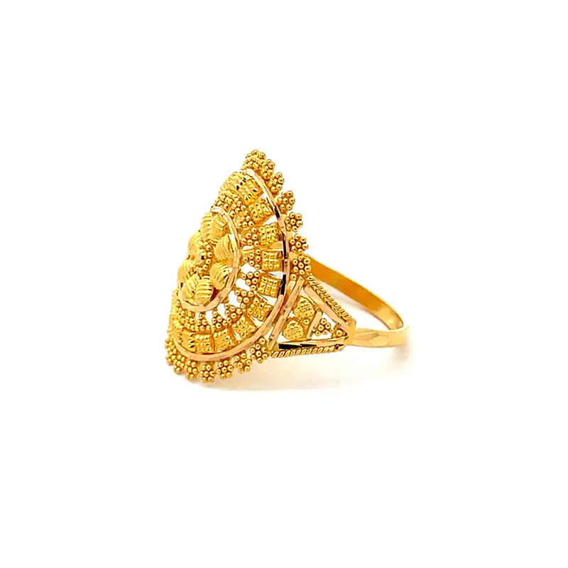 22k Yellow Gold Floral  Ring