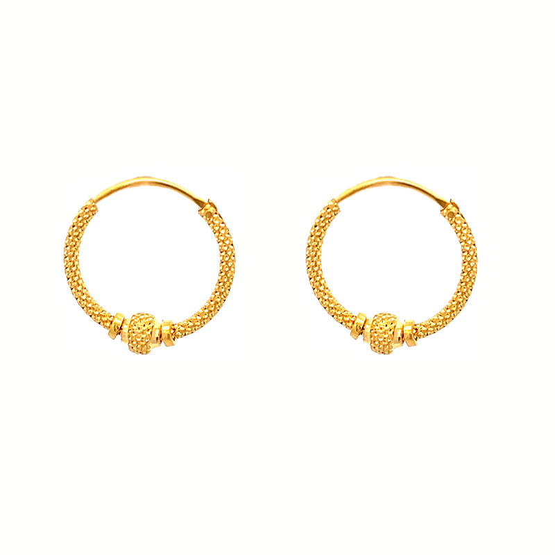 Everyday Glamour Gold Hoop Earrings - Diameter 15 mm