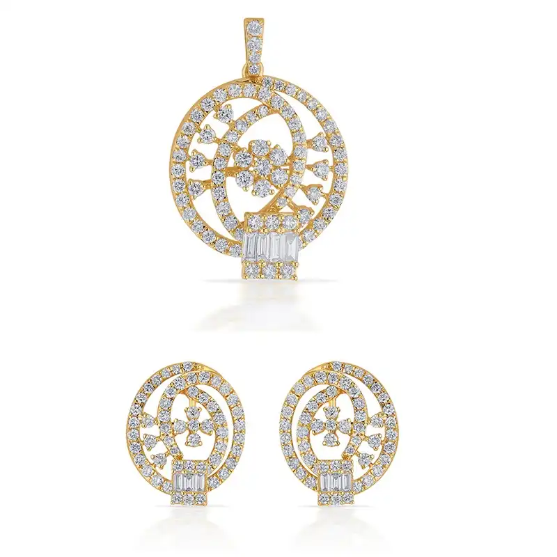 18K Gold Diamond Rounded Floral Pendant Set