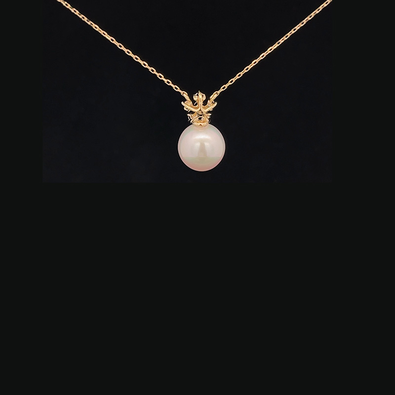 Sparkling Pearl Diamond Pendant Set